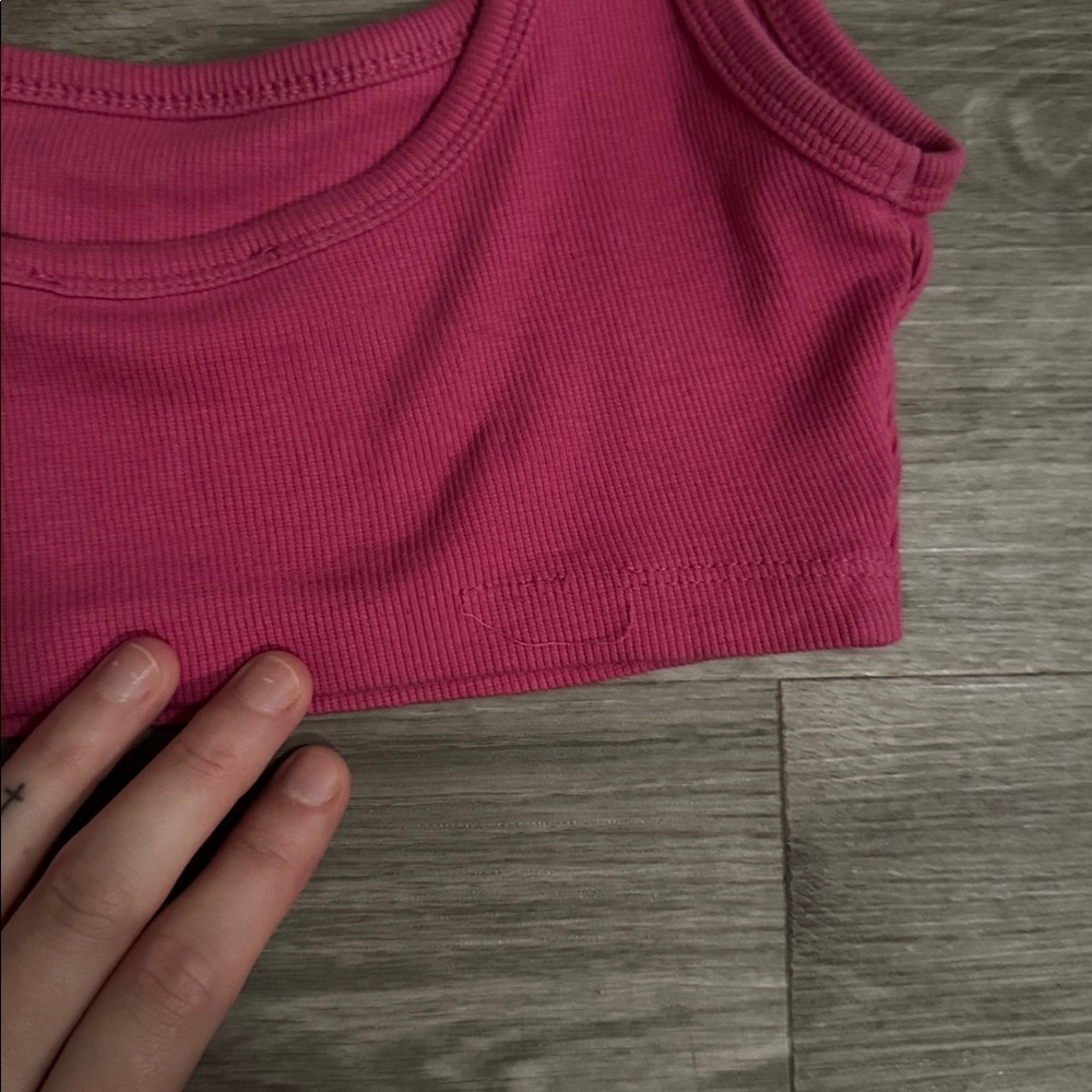 Zara Super Cropped Hot Pink Tank - Picture 3 of 5
